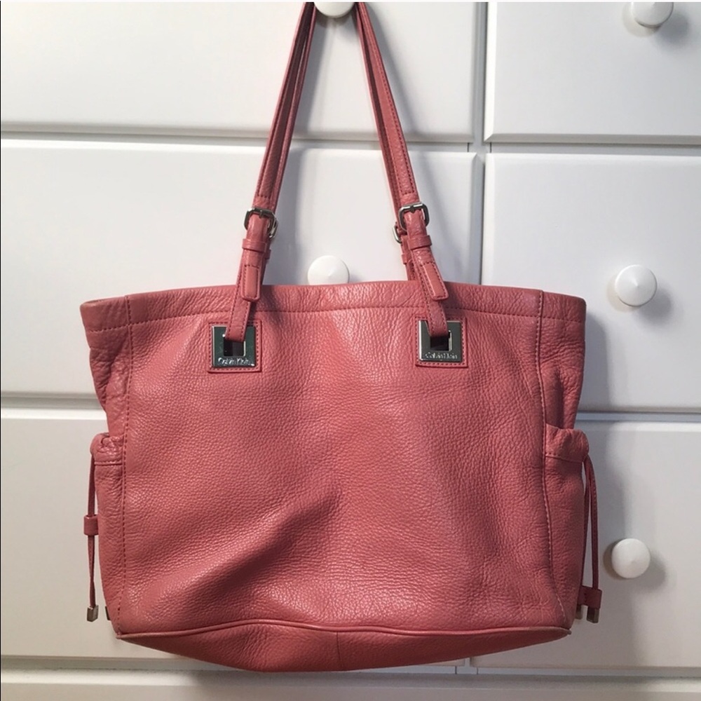 🌸 Calvin Klein Hand Bag 🌸